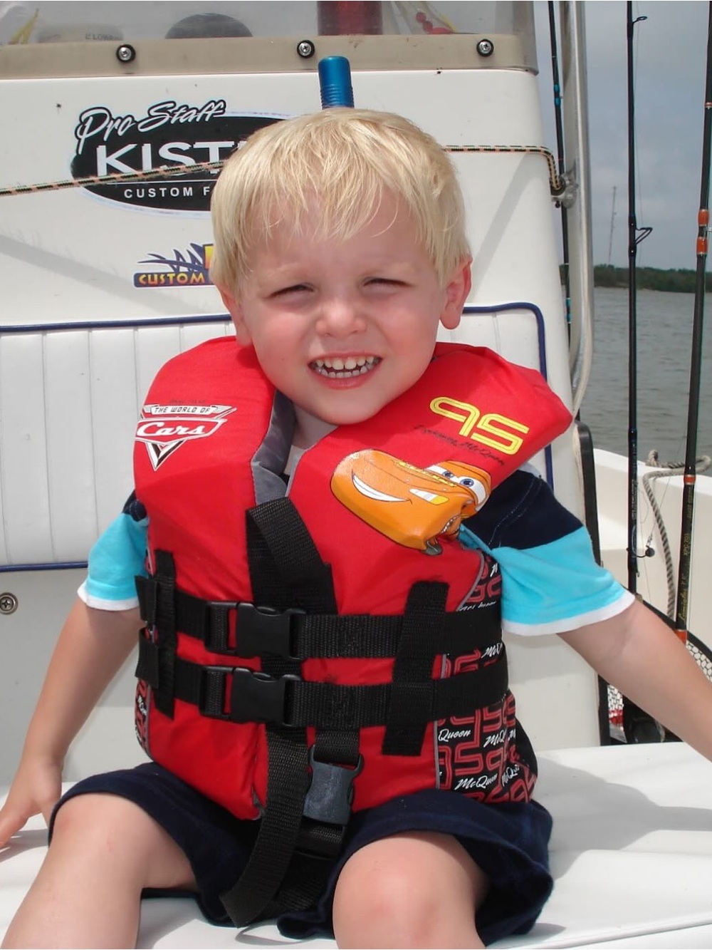 Kids' Red Cars Life Jacket - Lightning McQueen Design Disney 30-50 boat pool
